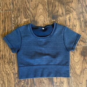 Aerie women’s Short Sleeve Ribbed Tee in Deep gray, size small